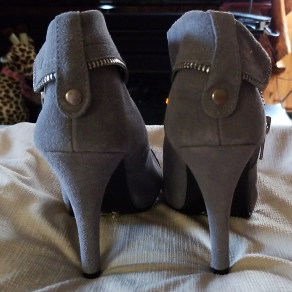 Booties - Picture 2 of 8